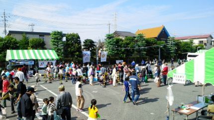 市民まつりミニSL.jpg