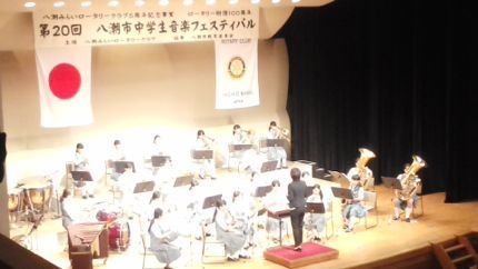 音楽フェス 演奏.jpg